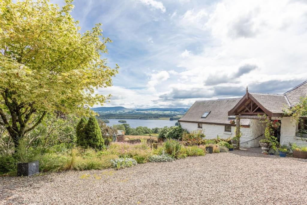 The Stable - Cottage With A Spectacular Lake View Port Of Menteith ภายนอก รูปภาพ